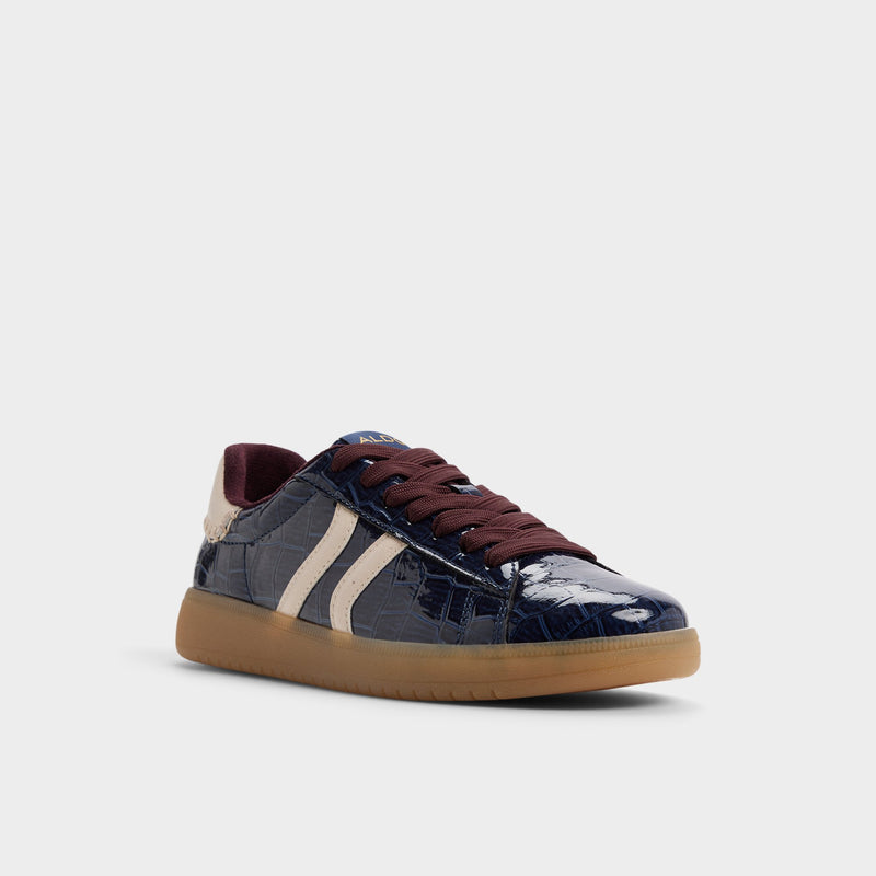 Chicsneaker2