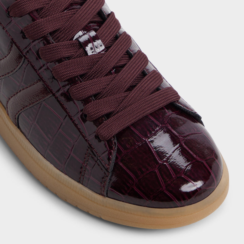 Chicsneaker2