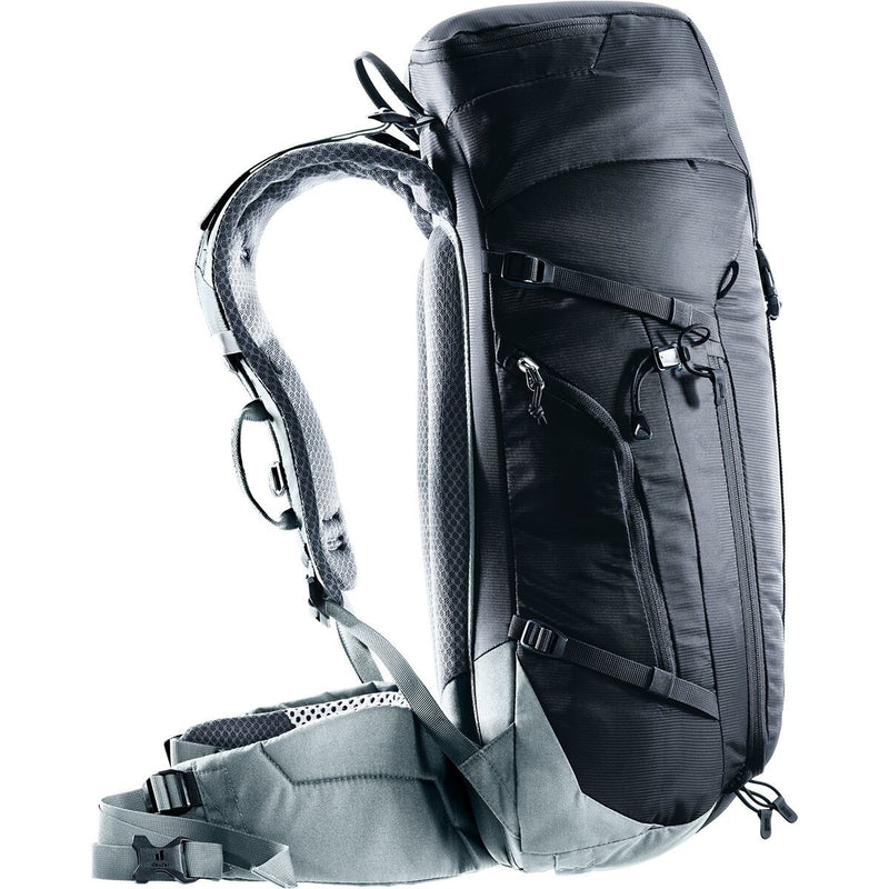 Deuter Trail 30L Daypack 3440723-7411 Black/Shale