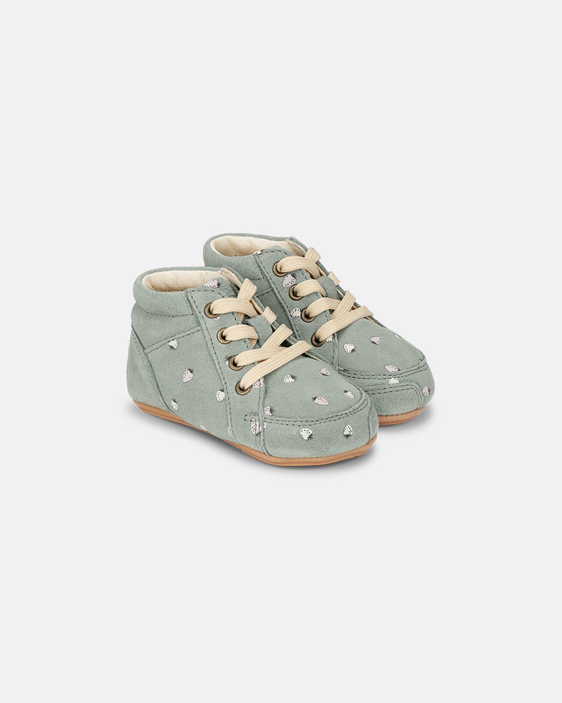 Prewalker Lace Strawberries