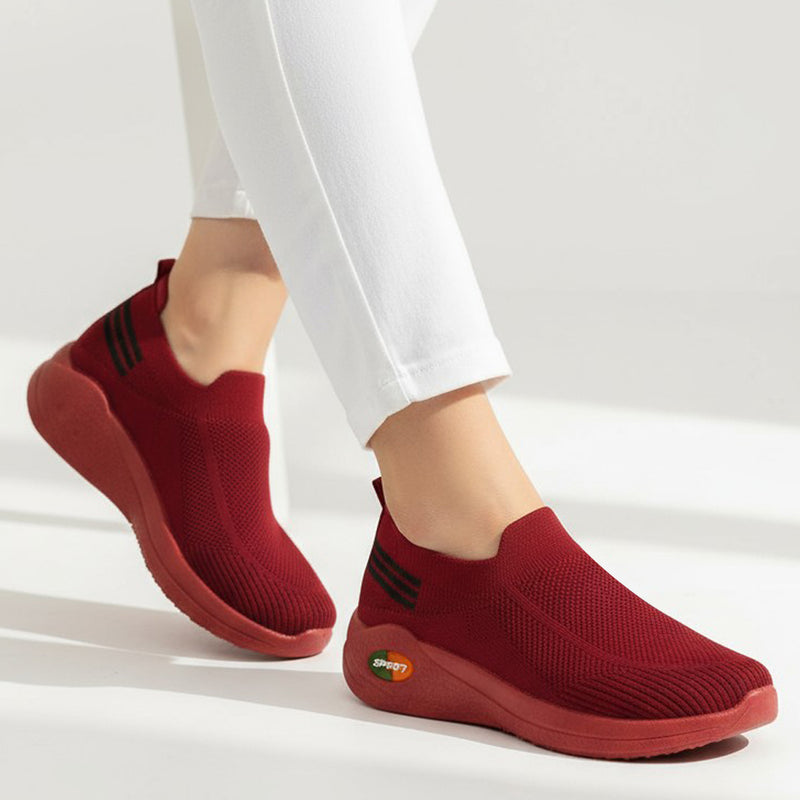 Sports fabric shoes